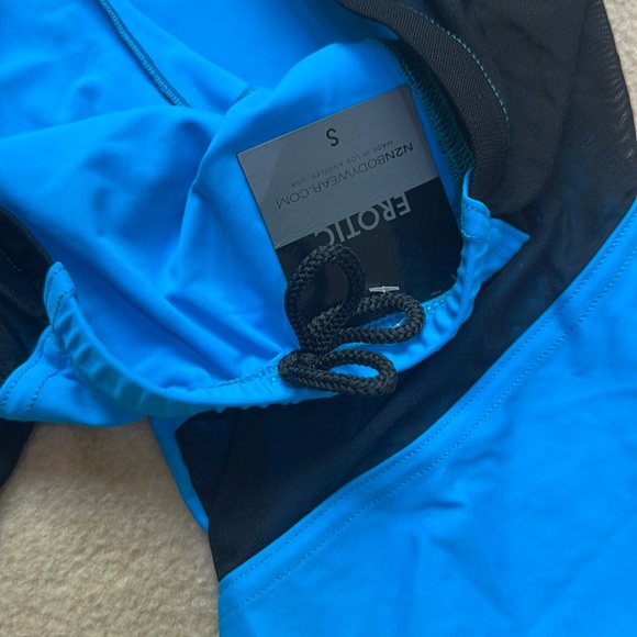 N2N Neon Blue and Black Mesh Biker Shorts - Picture 2 of 4